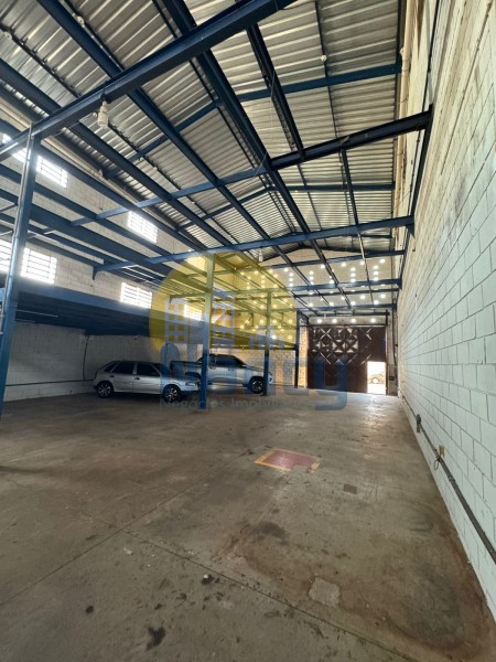 Prédio Inteiro para alugar, 264m² - Foto 4